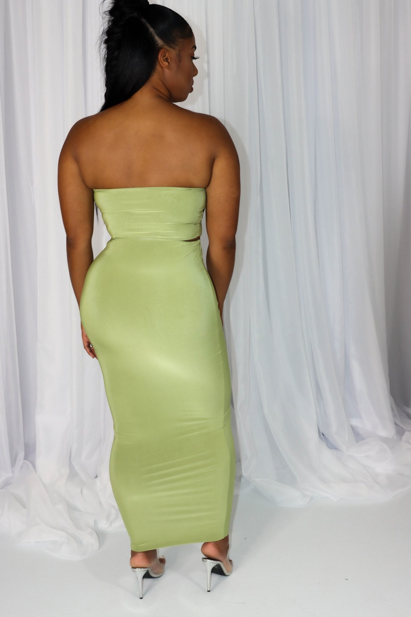 One In A Million Set in Pea Green